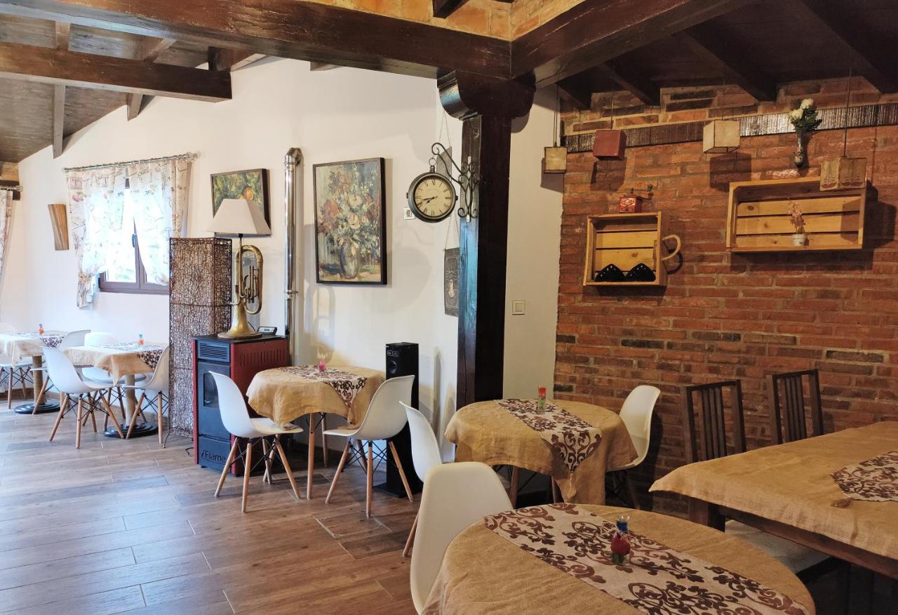 Posada De Ongayo Суансес Екстериор снимка